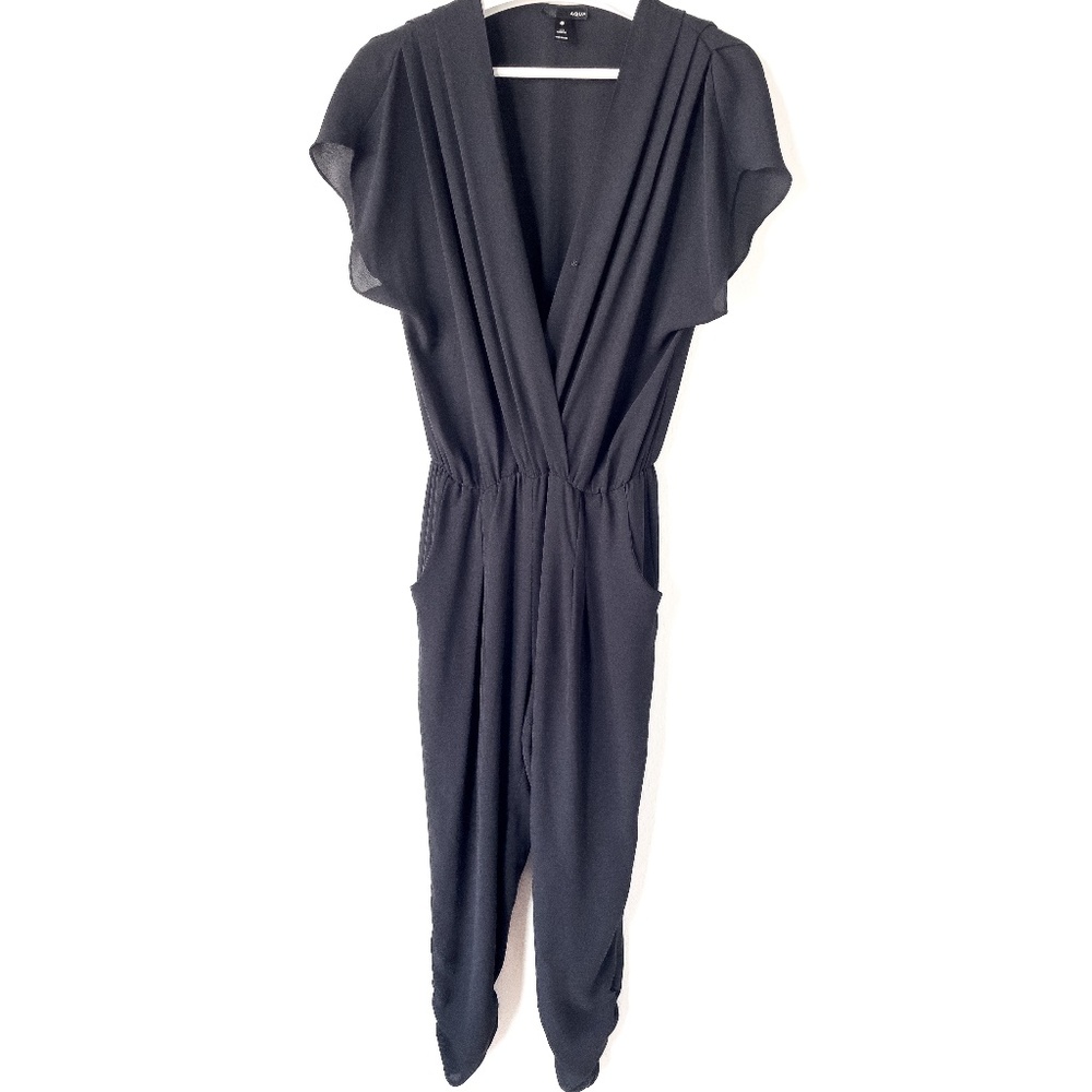 AQUA Jumpsuit Lightweight Surplice Front Cap Sleeves Rouched Legs Black Small
